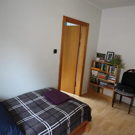 Private - In Bemerode Privatunterkunft